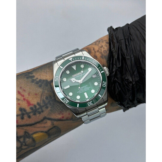  Custom Seiko Mod • Hulk Green Submariner BB58 • 39mm